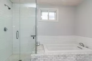 132 Dolphin Ave, Revere, MA 02151 - Photo 15