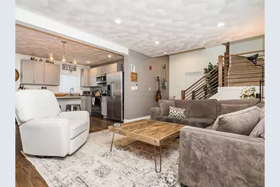 132 Dolphin Ave #4, Revere, MA 02151 - Photo 5