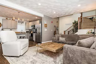 132 Dolphin Ave, Revere, MA 02151 - Photo 5