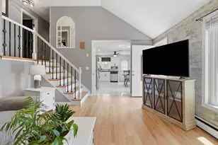 66 Rosewood Terrace, Dartmouth, MA 02747 - Photo 5