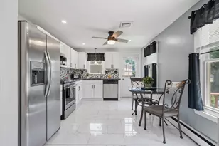 66 Rosewood Terrace, Dartmouth, MA 02747 - Photo 15