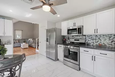 66 Rosewood Terrace, Dartmouth, MA 02747 - Photo 13