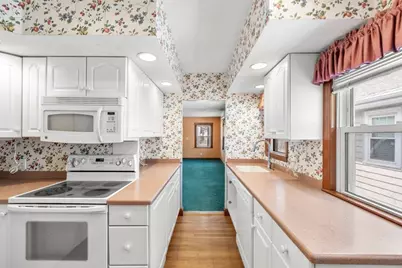 132 West Street, Malden, MA 02148 - Photo 9