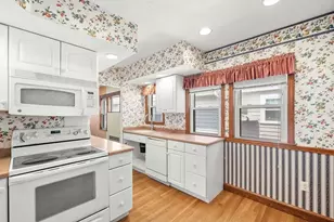 132 West St, Malden, MA 02148 - Photo 7