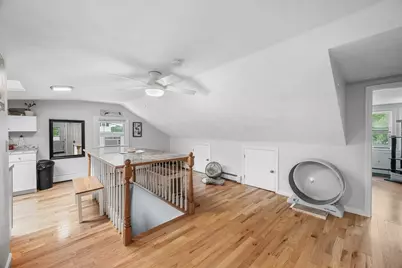 463 Elliott St, Beverly, MA 01915 - Photo 21