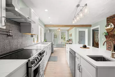 142 Elm Street, Kingston, MA 02364 - Photo 7