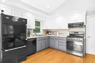8 Haskell Rd, Pepperell, MA 01463 - Photo 13