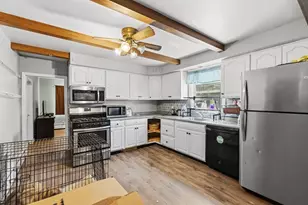 7 Woodwards Ln, Taunton, MA 02780 - Photo 1