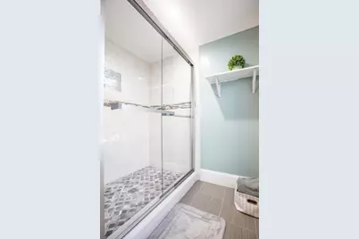 19 Verdun St, Boston, MA 02124 - Photo 17