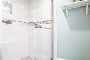 19 Verdun St, Boston, MA 02124 - Photo 17
