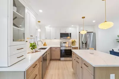 77 Hurd St, Lynn, MA 01905 - Photo 11