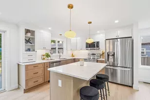 77 Hurd St, Lynn, MA 01905 - Photo 9
