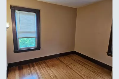 70 Warburton Street, Fall River, MA 02720 - Photo 5