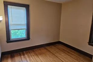 70 Warburton St, Fall River, MA 02720 - Photo 5