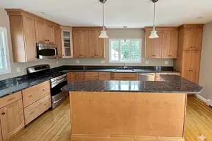 68 White St, Weymouth, MA 02190 - Photo 5