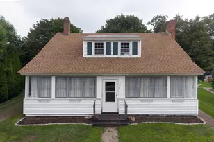 508 Vernon Ave, Barre, MA 01074 - Photo 1