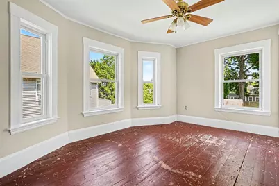 92 S Williams, Haverhill, MA 01835 - Photo 15