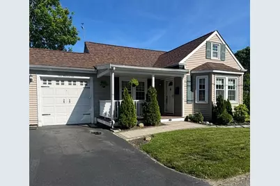 110 Grant Ave, Somerset, MA 02726 - Photo 1