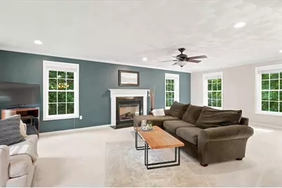 6 Londonderry Ln, Georgetown, MA 01833 - Photo 3