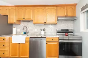 702 Main St, Millis, MA 02054 - Photo 5