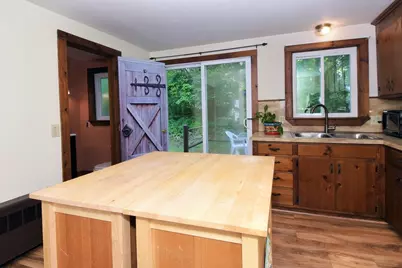 36 Hunter Ave, Hudson, MA 01749 - Photo 9