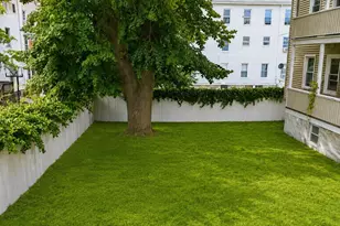 17 Salisbury St, New Bedford, MA 02744 - Photo 7