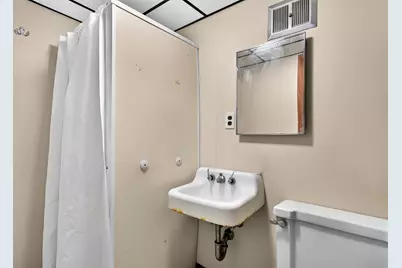 58 Oliver Street, Fitchburg, MA 01420 - Photo 41