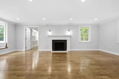 56 Arrowhead Rd, Weston, MA 02493 - Photo 5