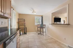 3 Parliament Dr, Franklin, MA 02038 - Photo 9