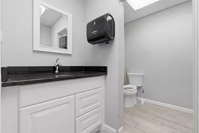 174 Green St, Melrose, MA 02176 - Photo 23