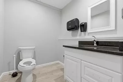 174 Green St, Melrose, MA 02176 - Photo 15