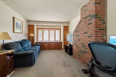 11 Saint Marys Rd, Burlington, MA 01803 - Photo 15