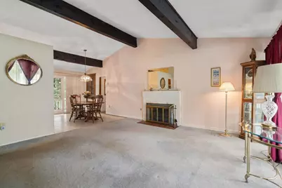 11 Saint Marys Rd, Burlington, MA 01803 - Photo 7