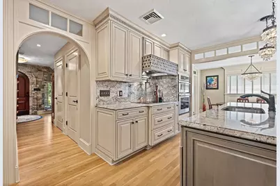 9 Cranbrook Rd, Shrewsbury, MA 01545 - Photo 5