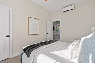 28 Hansborough St, Boston, MA 02124 - Photo 13