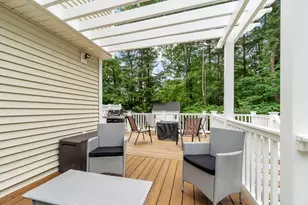 378 Pelham Rd, Dracut, MA 01826 - Photo 37