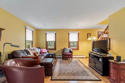 378 Pelham Rd, Dracut, MA 01826 - Photo 15