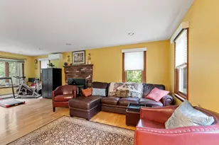 378 Pelham Rd, Dracut, MA 01826 - Photo 13
