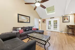29 Shady Side Dr, Longmeadow, MA 01106 - Photo 5
