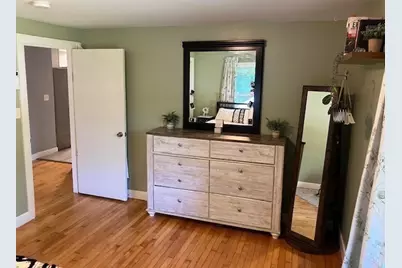 82 Walnut St, North Brookfield, MA 01535 - Photo 17