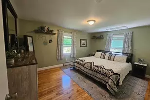 82 Walnut St, North Brookfield, MA 01535 - Photo 15