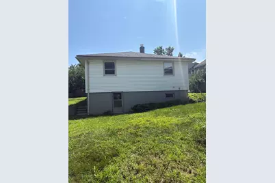 5 Lafayette Ave, Lawrence, MA 01843 - Photo 3
