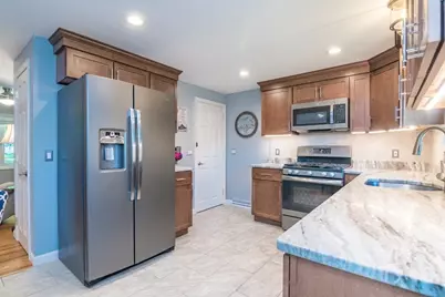32 Maryland Street, East Longmeadow, MA 01028 - Photo 11