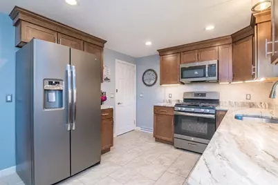 32 Maryland Street, East Longmeadow, MA 01028 - Photo 9