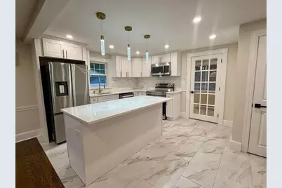 714 Lynnfield St, Lynn, MA 01904 - Photo 7
