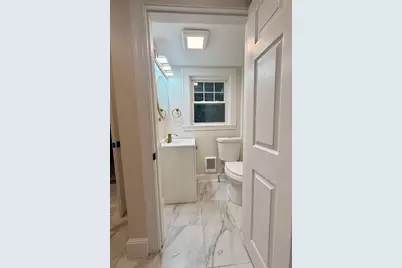 714 Lynnfield St, Lynn, MA 01904 - Photo 11