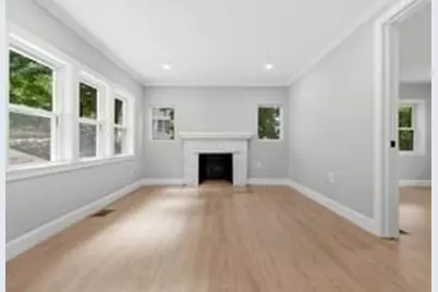 9 Walden Pond Ave, Saugus, MA 01906 - Photo 17