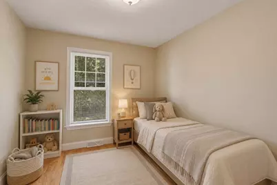 38 Montaup Ave, Dracut, MA 01826 - Photo 15