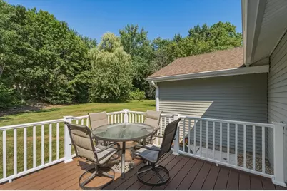 38 Montaup Ave, Dracut, MA 01826 - Photo 7