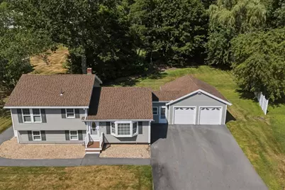38 Montaup Ave, Dracut, MA 01826 - Photo 33